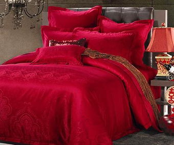紫罗兰家纺雅致系列床品 打造女人风味卧室